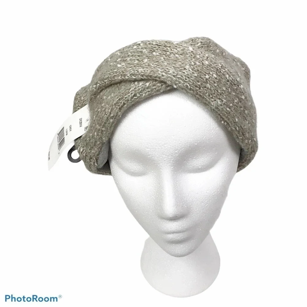 DNKY fleece lined head band Metallic grey nwt
